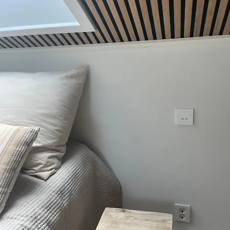 Stor Og Lys Med Sentral Beliggenhet Og Gratis Parkering Tønsberg